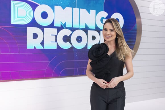 Rachel Sheherazade sofreu uma onda massiva de críticas após ignorar a morte de Silvio Santos, seu antigo patrão, e ainda reagir às cobranças com ironia