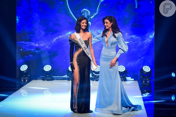 Luana Cavalcante é a primeira mãe a vencer o Miss Universo Brasil - em foto, com Julia Gama