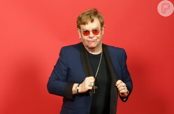 Elton John desabafa sobre problemas de saúde