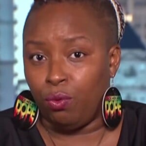 A cantora de rap Jaguar Wright foi a convidada para uma entrevista no talk show de Piers Morgan.