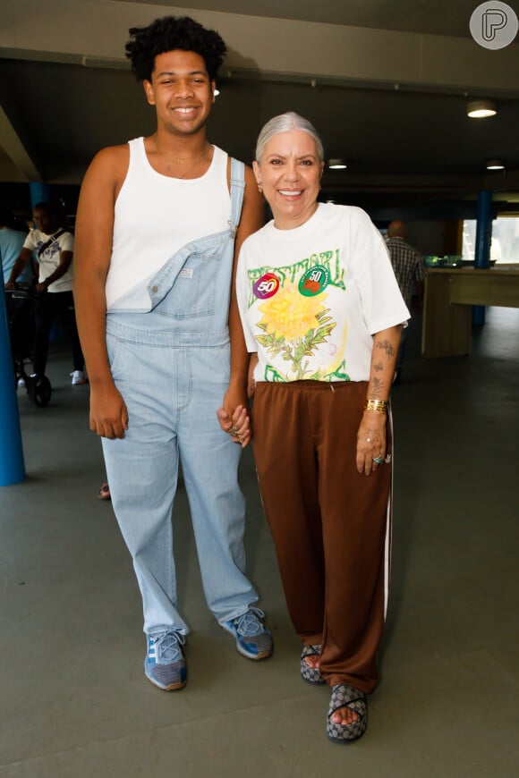 Astrid Fontenele e o filho Gabriel votaram em SP