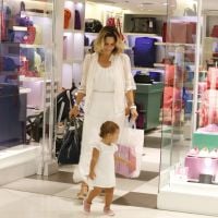 Guilhermina Guinle curte passeio com a filha, Minna, em shopping do Rio