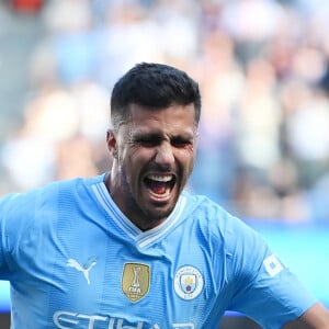 Rodri, do Manchester Cityg, é volante e tem 1,90 m