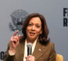 Kamala Harris em 2010 se tornou a primeira negra a ser eleita promotora-geral pela Califórnia