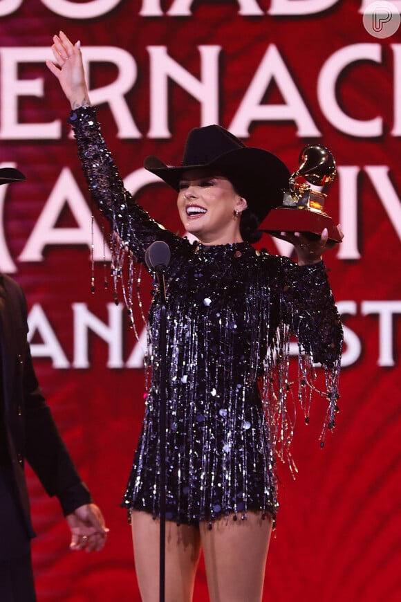 Ana Castela conquistou o Prêmio de Melhor Álbum de Música Sertaneja, com 'Boiadeira Internacional (Ao Vivo).