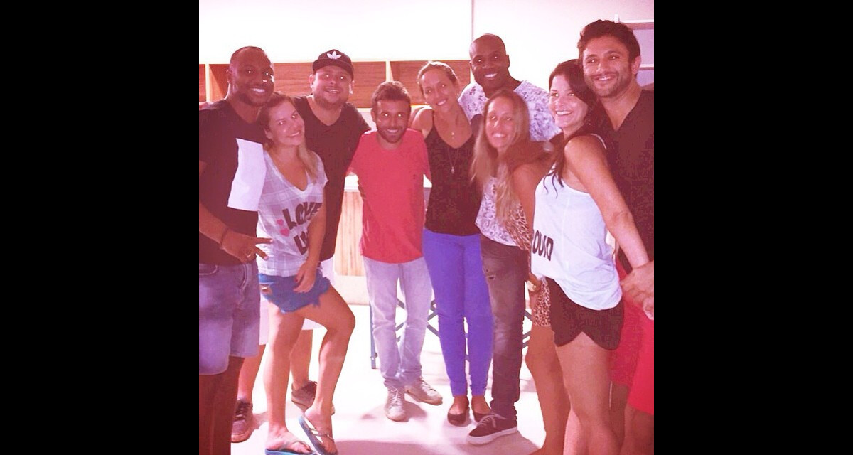 Foto Samara Felippo e Elidio Sanna apareceram juntos pela primeira vez durante a reunião dos