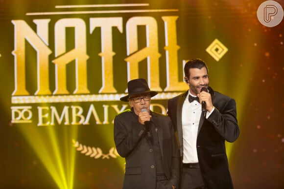 Gusttavo Lima canta com o pai no 'Natal do Embaixador', especial do SBT