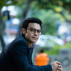 Série se destacou pela abordagem moderna e envolvente do gênero, e pela química inegável de seus protagonistas, Bruna Marquezine e Sergio Malheiros.