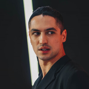 Gabriel Leone interpreta Ayrton Senna na série da Netflix