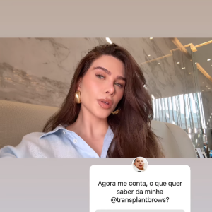 Flávia Pavanelli ainda respondeu questionamentos dos seguidores, exibindo sua nova sobrancelha