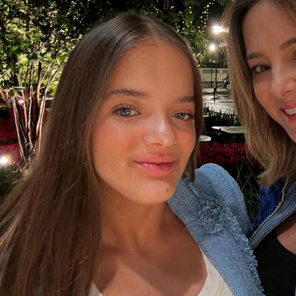 Rafaella Justus foi vista com um cropped da Prada recentemente