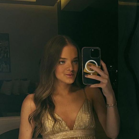 Rafaella Justus voltou a chamar atenção da web por seus looks fashionistas