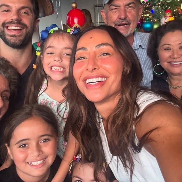 Filha de Sabrina Sato e Duda Nagle, Zoe completou 6 anos de idade recentemente