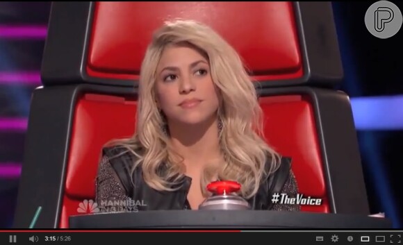 Shakira decide não virar a cadeira para Sam Alves