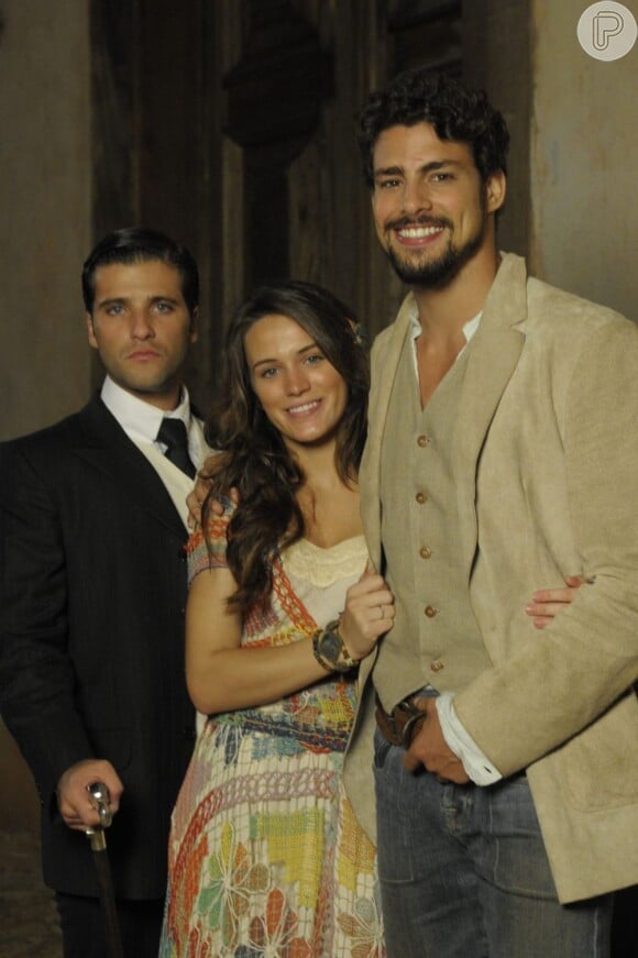 Em 'Cordel Encantado', de 2011, ele contracenou com outro galã, Cauã Reymond, e Bianca Bin