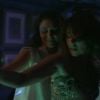 'Felizes Para Sempre?': Denise (Paolla Oliveira) e Marília (Maria Fernanda Cândido) dançam coladinhas em balada