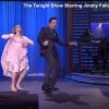 Drew Barrymore e Jimmy Fallon se empolgam ao dançar coreografia do filme 'Dirty Dancing'