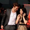 Kristen Stewart e Robert Pattinson terminam as comemorações no Festival de Música e Arte de Coachella, na Califórnia