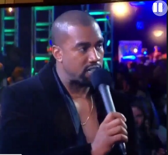 Kanye West diz sobre Beck: 'Ele tem que voltar aqui e entregar o prêmio dele à Beyoncé'