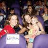 Gabriela levou a filha para assistir a pré-estreia de 'Enrolados' em dezembro de 2010