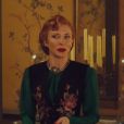 Cate Blanchett aparece em trailer caracterizada como a madrasta da história de Cinderela