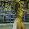 Juliana Paes desfilou como rainha afro na comissão de frente da Viradouro