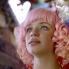 Bruna Linzmeyer pintou os cabelos de cor-de-rosa para 'Meu Pedacinho de Chão'