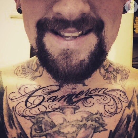 Ao publicar a foto da tatuagem, Bejin Madden escreveu que era um homem de sorte: 'Pensando em você'
