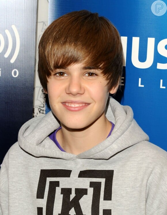 No começo da carreira, em 2009, a franja de Justin Bieber virou febre entre os meninos. Quando ele cortou o cabelo, anos mais tarde, as fãs demoraram a se acostumar com o novo penteado