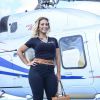 Valesca Popozuda chega de helicóptero em evento de moda em São Paulo