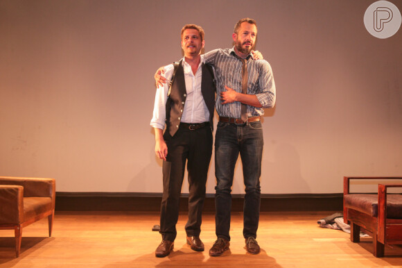 Malvino Salvador e Augusto Zacchi protagonizam a peça 'Chuva Constante'