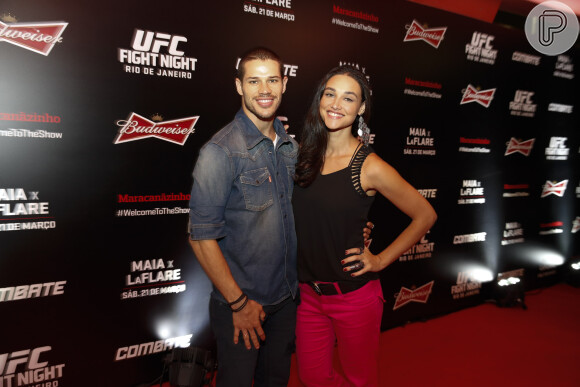 José Loreto e Débora Nascimento marcaram presença no evento UFC Rio 6