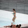 Lady Gaga se refresca em piscina do Hotel Fasano (Foto: Delson e Gabriel Reis)