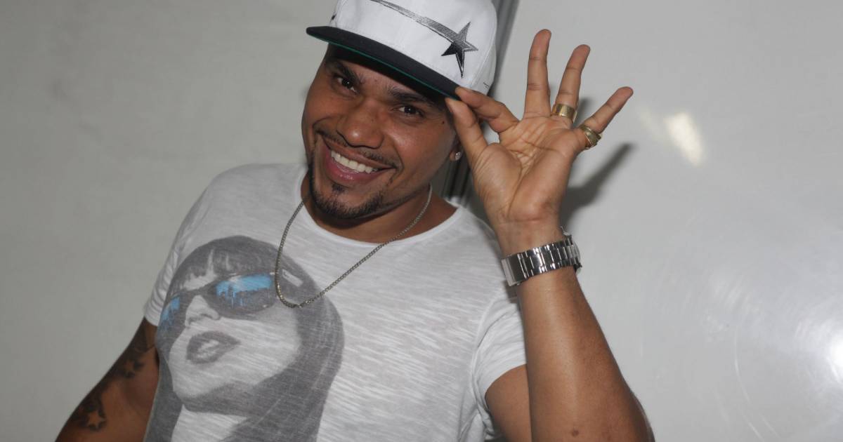 Naldo Benny vai estrear como ator. Relembre cantores que atuaram no cinema e TV Purepeople Naldo Benny vai estrear como ator. Relembre cantores que atuaram no cinema e TV Purepeople
