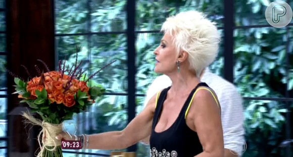 Ana Maria Braga agradece as flores de Adrilles