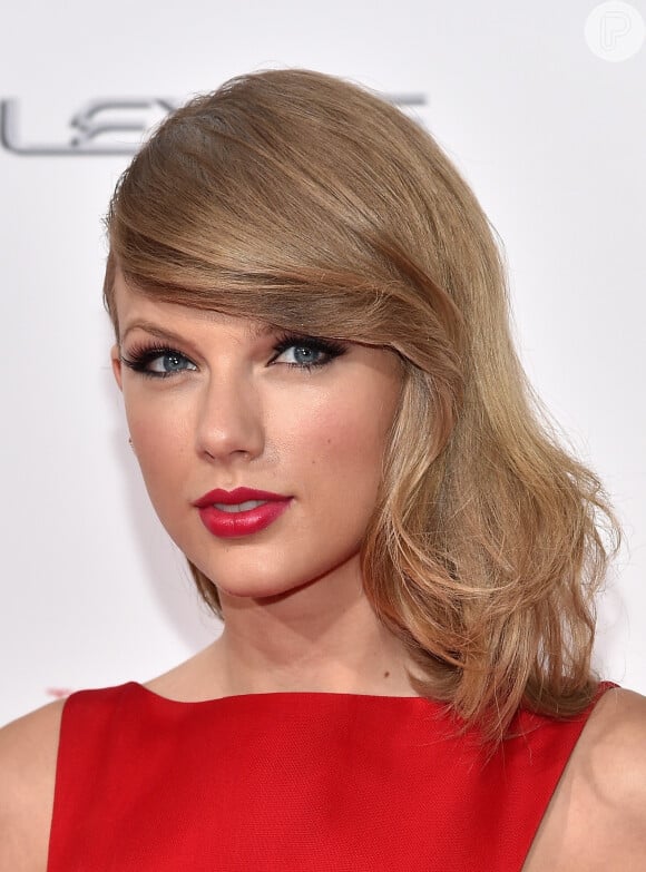Taylor Swift é eleita um dos rostos mais bonitos do mundo em pesquisa realizada por cientista britânico