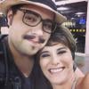 Dani Moreno, a Aysha, postou uma foto abraçada com Thiago Abravanel, que interpretou o Demir