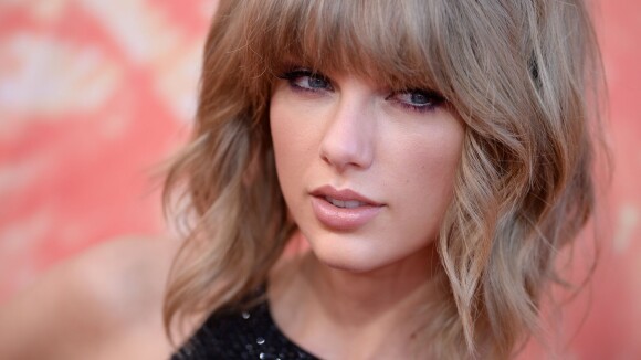 Taylor Swift concorre em quatro categorias no Billboard Music Awards 2015
