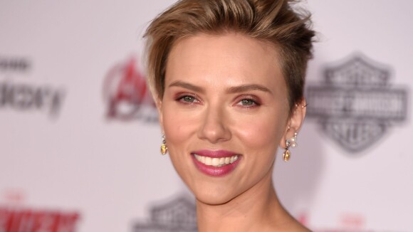 Scarlett Johansson e elenco de 'Os Vingadores 2' lançam filme nos Estados Unidos