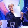 Xuxa assinou contrato com a Record em março deste ano. Programa semanal de entrevistas deve estrear no segundo semestre de 2015
