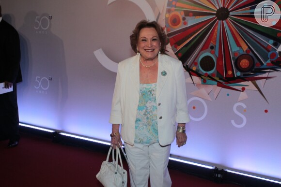 A veterana Nicette Bruno, que integra o elenco de 'I Love Paraisópolis', prestigiou a festa dos 50 anos da emissora