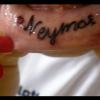 Nome do jogador Neymar vira tatuagem em boca de fã