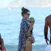 Fernanda Lima curte dia de praia com o marido, Rodrigo Hilbert, no Leblon, Zona Sul do Rio de Janeiro