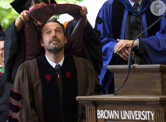 Ben Affleck recebe o título de Doutor Honoris Causa pela Universidade de Brown