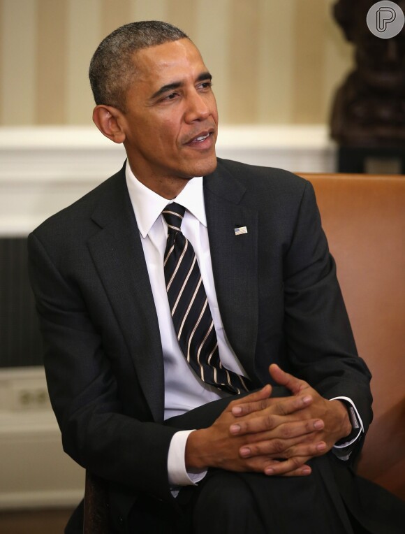 'Oi, Twitter! Aqui é o Barack. Sério! Seis anos depois e finalmente me dão uma conta', escreveu Barack Obama no Twitter