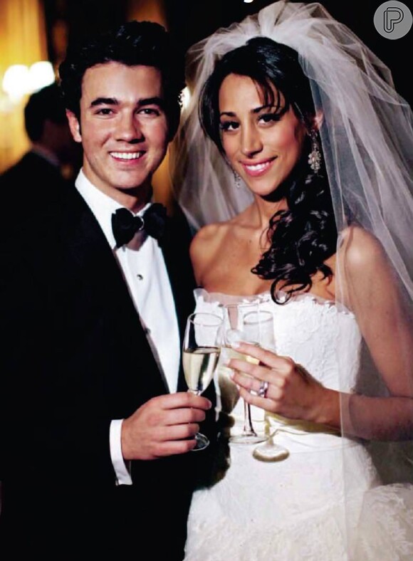 O casamento de Kevin Jonas, da extinta banda Jonas Brothers, com Danielle Deleasa também foi temático e foi todo inspirado nos cassinos de Las Vegas, nos Estados Unidos