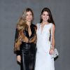 Grazi Massafera posa com a novata Camila Queiroz na coletiva da nova novela. Camila vestiu Dior e joias Vivara