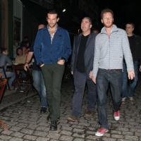 Bradley Cooper e elenco de 'Se Beber, Não Case' curtem noite na Lapa, no Rio