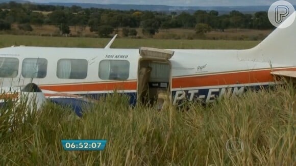 O avião em que Angélica e Luciano Huck estavam com a família precisou fazer um pouco forçado no último domingo, 24 de maio de 2015