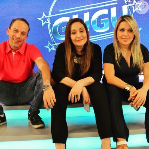 Rafael Ilha já apresentou o infantil 'Casa Mágica', na Record, e agora é repórter do programa 'A Tarde é Sua', apresentado por sua amiga Sonia Abrão